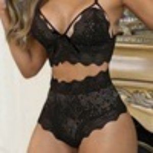 Black lace 2 pc lingerie set